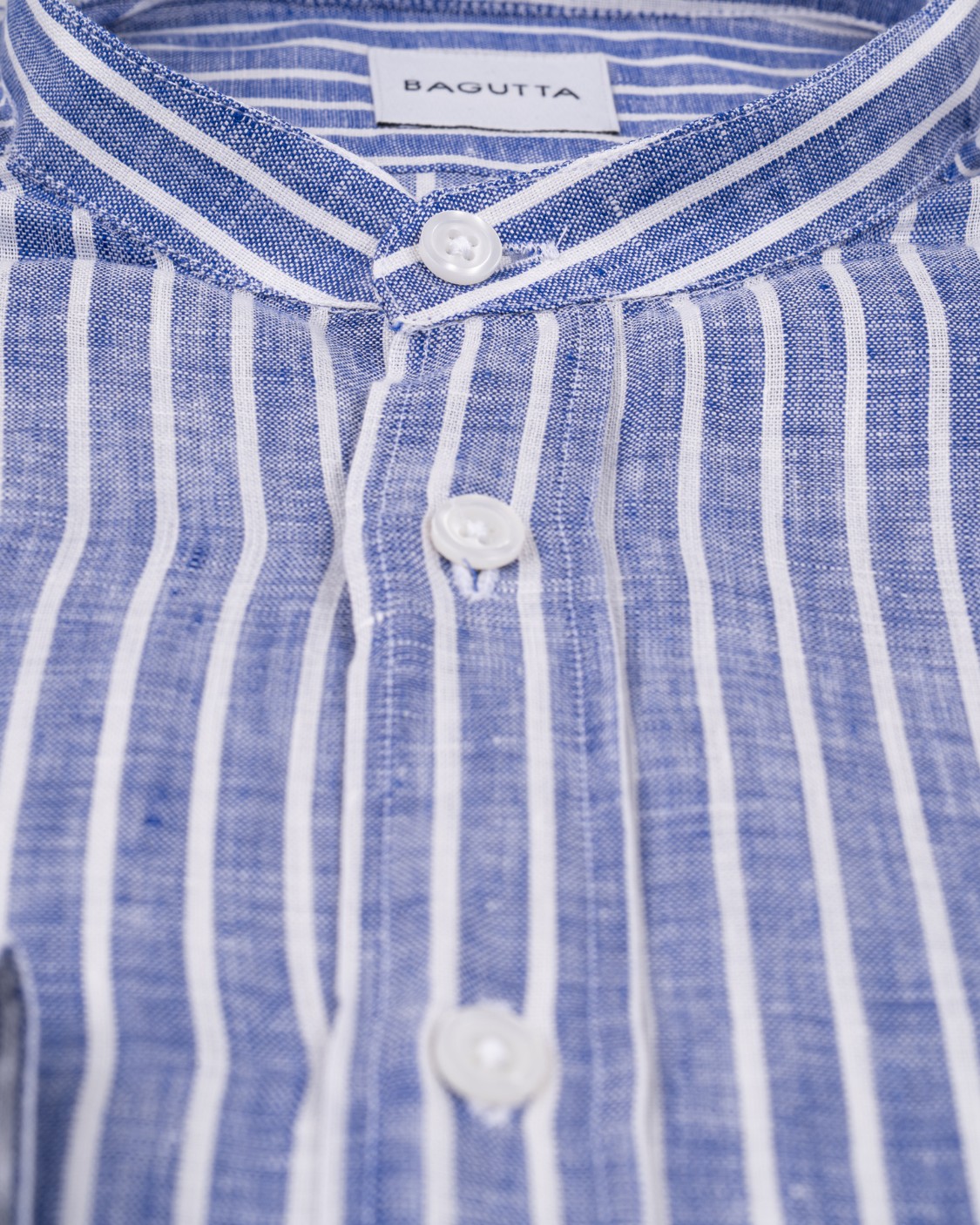 shop BAGUTTA  Camicia: Bagutta camicia "Cannes" in lino.
Vestibilità regolare.
Collo alla coreana.
Composizione: 100 % lino.
Made in Tunisia.. CANNES T804-02 number 3306942